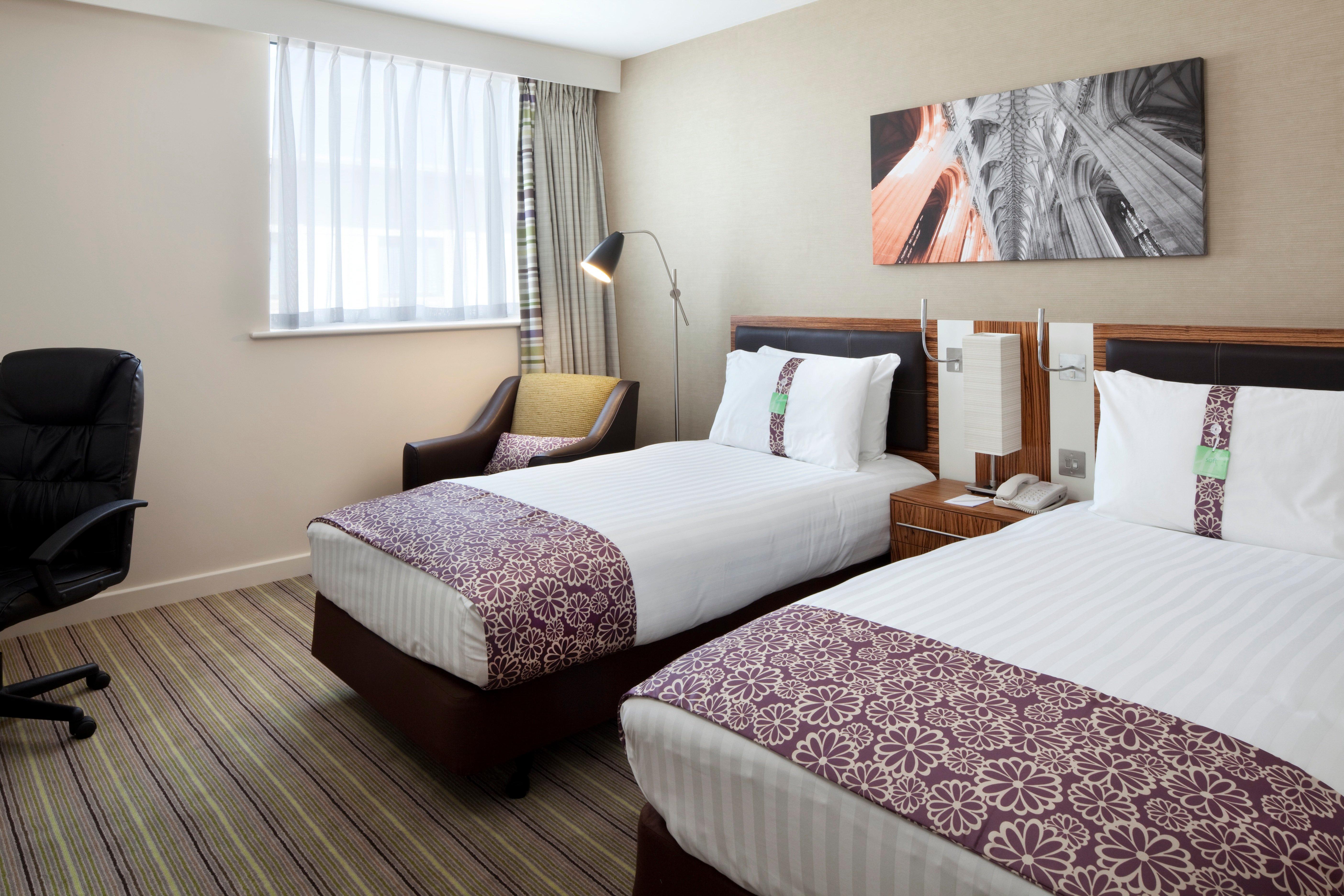 Voco Winchester Hotel & Spa By Ihg Екстериор снимка